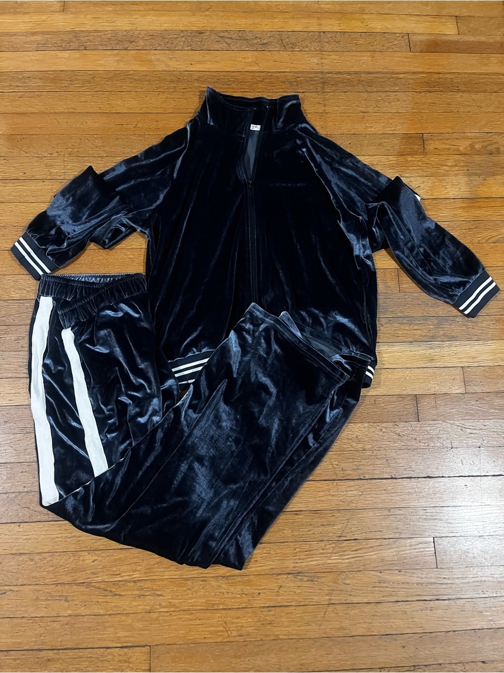 Women’s Velvet Track Set Hoodie & Joggers - Black